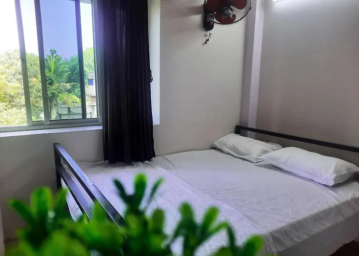 Little While Elitz-Budget & Backpacker Friendly Micro Hotel-Near Metro