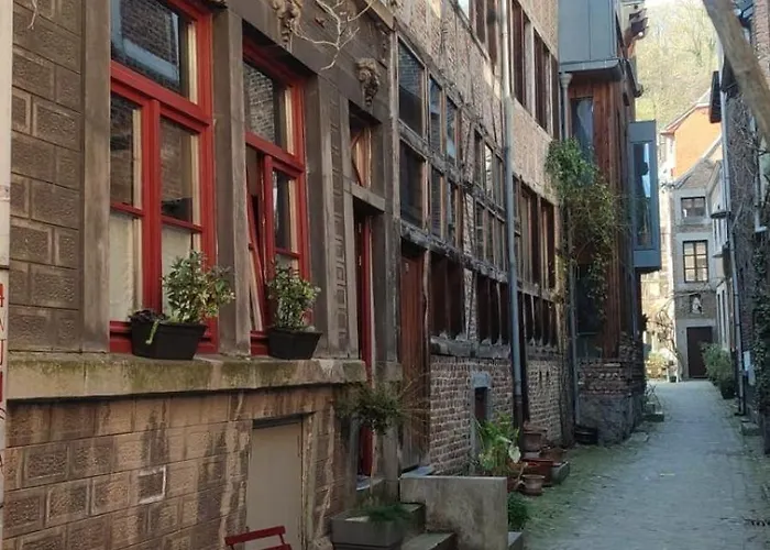 La Petite Maison De L'Impasse