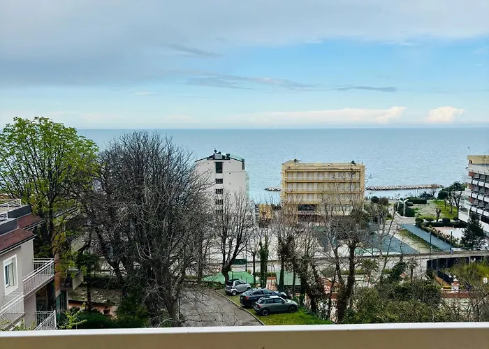 Appartamento -F- Vista Mare Con Due Camere Da Letto-Residence Azzurro