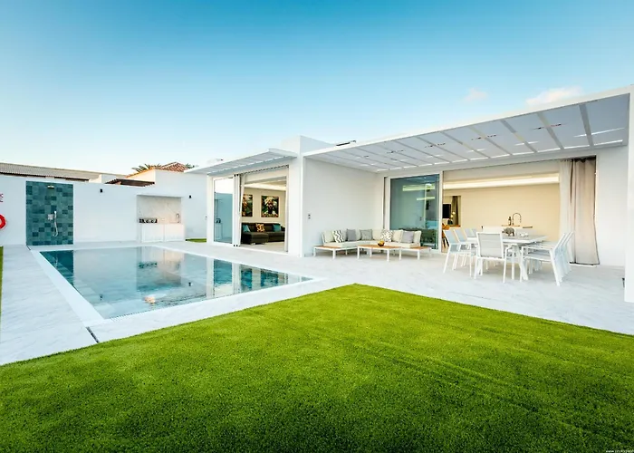 Villa Michelle Private Oasis Heated Pool And Wifi