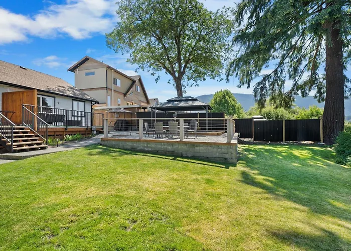 Riverside By Cowichan Lake Cottages