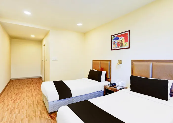 Townhouse Porur Formerly Welcome Inn