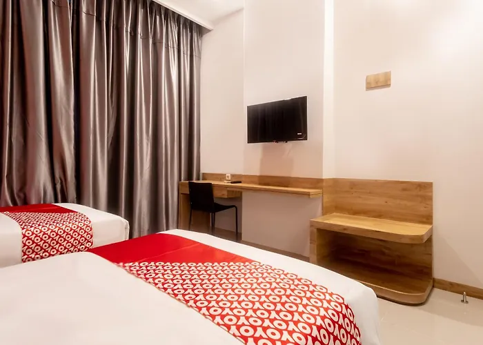 Hotel O Festive Inn