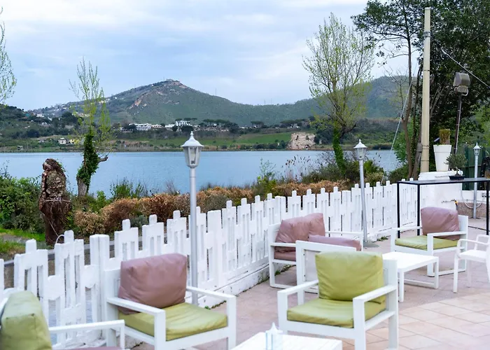 Avernum Relais Hotel E Ristorante