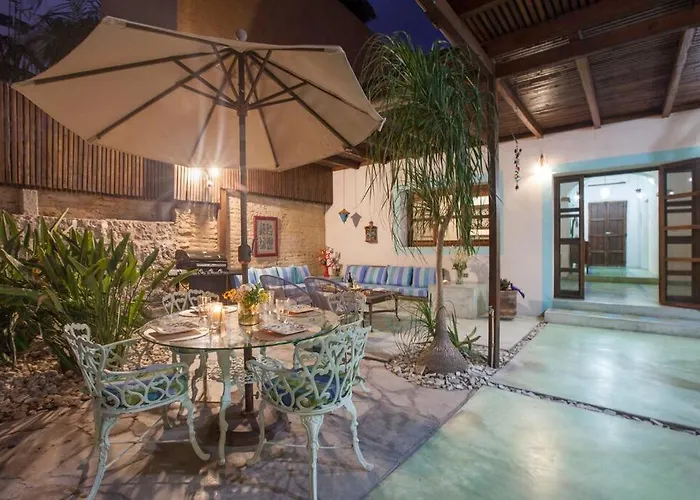 Downtown, Private Pool, Historic House