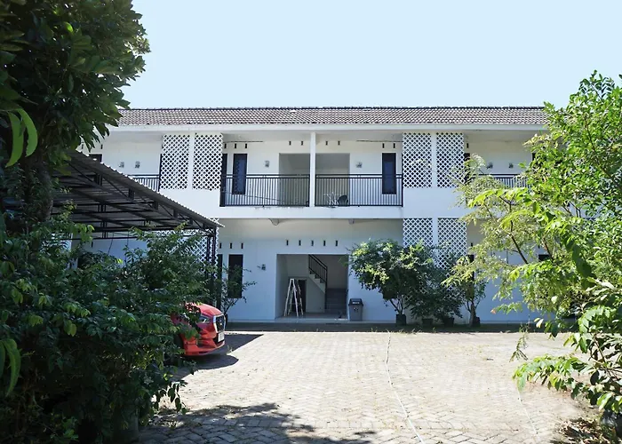 Hotel O Kost Putih Syariah