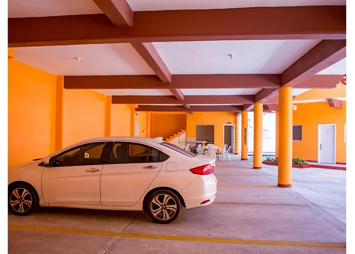 Oyo Hotel La Playa