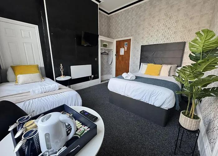 Marine Parade Hotel By Pli
