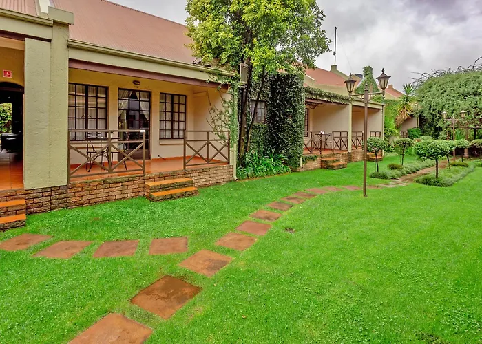 Afrique Boutique Hotel O.R. Tambo