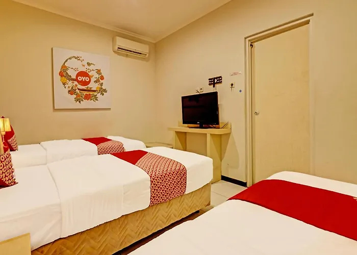 Super Oyo 389 Sky Guesthouse