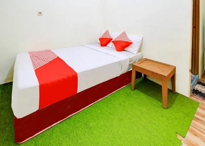 Hotel O Zeevanna Guest House Syariah