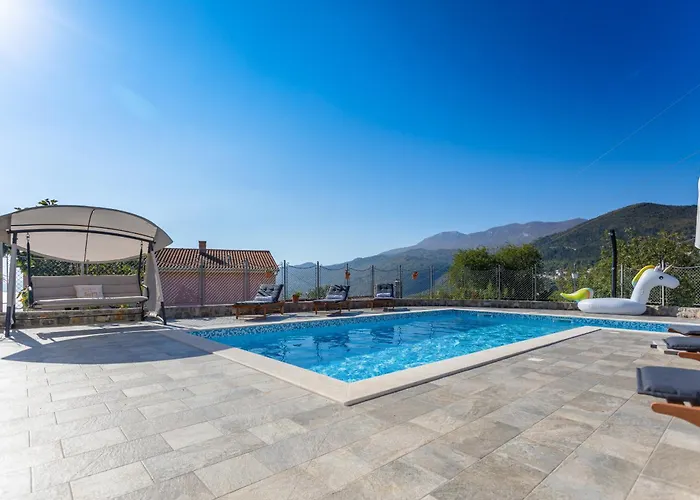 Villa Ivetta For 10 People Near Opatija With Sea View & Children Playground