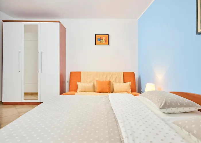 1 Bedroom Cozy Apartment In Savudrija