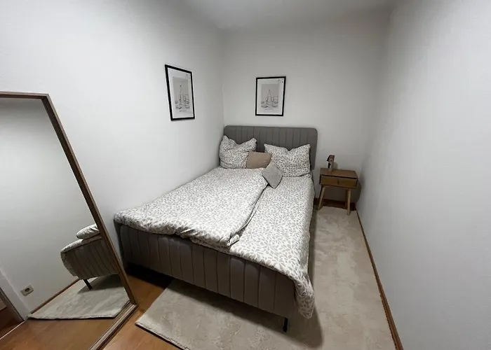 Cozy Sunny Flat In Quiet Spot