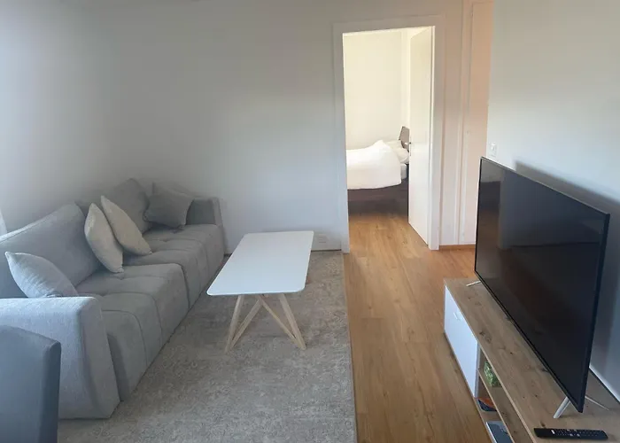 Appartement Entier Avec Terrasse Et Jardin