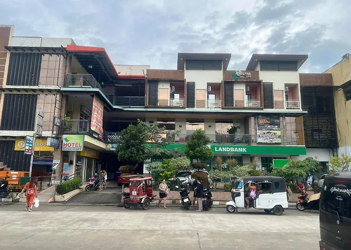 Rielena Plaza Hotel And Suites