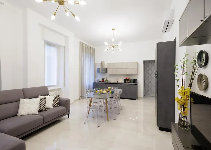 Genoa Lux Apartments With Parking