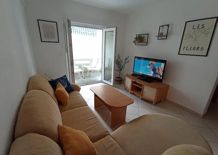 Apartment Tim Baska Voda