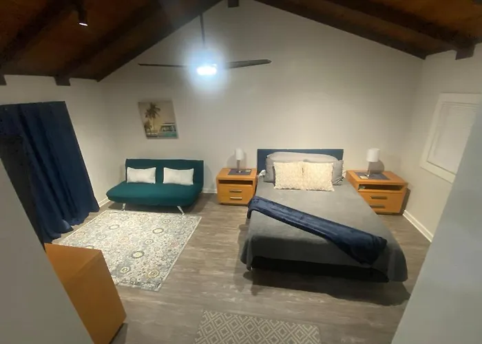 Bonvoyage-Sleep&Sail Overnight Stays-Sleeps 6-8