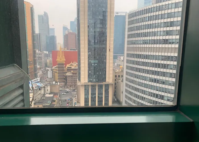 Tech-X Jing'An Hotel