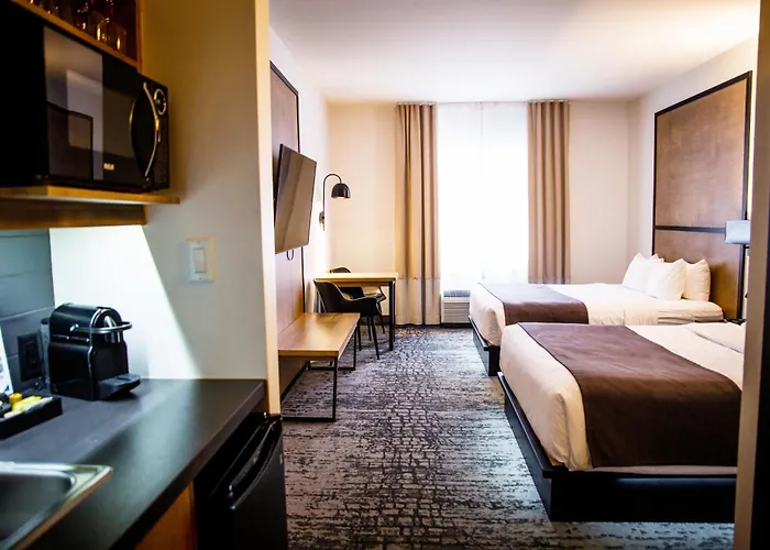 Ax Hotel