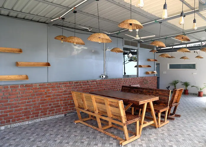 Alpine Bnb Dharmshala Homestay