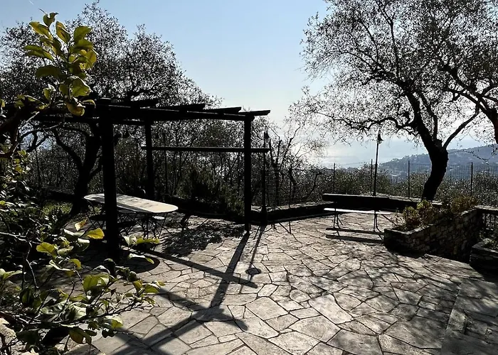 Villa Panorama With Beautiful Private Garden