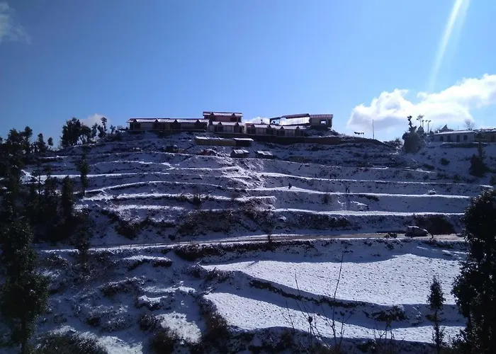 Kastura Cottages - Kanatal