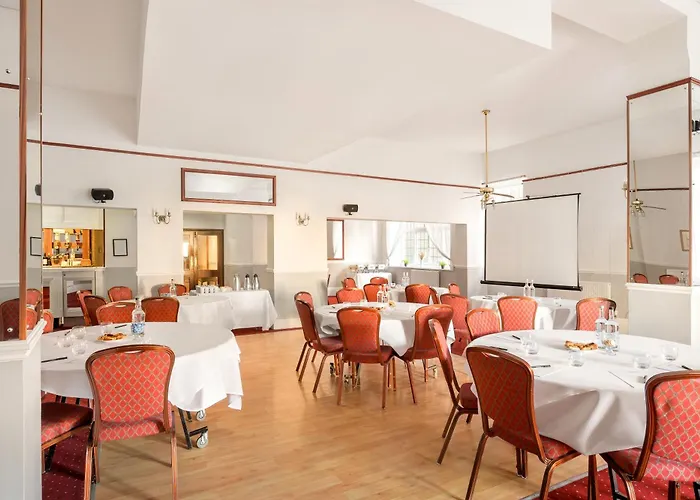 The County Hotel