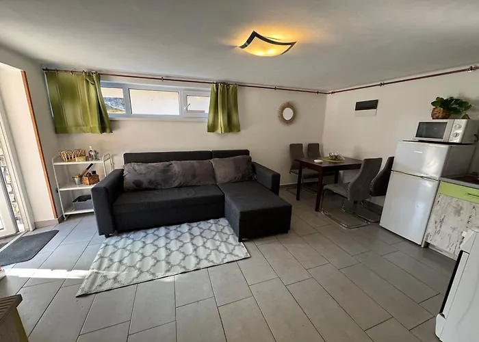 Liliana Apartman Es Csonakhaz