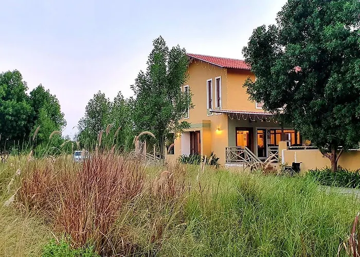 Blackbuck Safari Lodge Velavadar