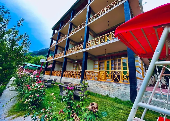 Naina Spring Resort, Manali - Away From City Hustle