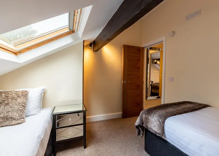 Lakes Hotel & Spa