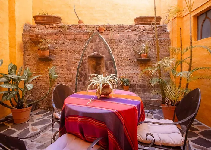 Hotel Casa Blanca