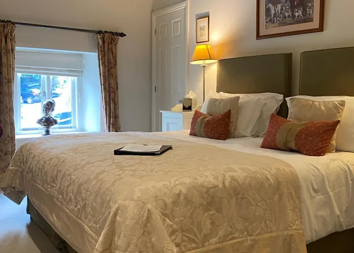 The Punch Bowl Inn