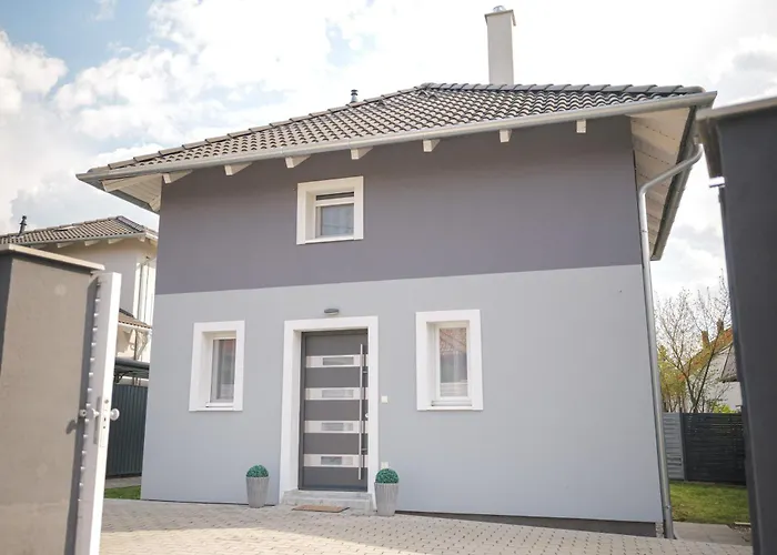Laura Luxury Apartman Gyenesdias
