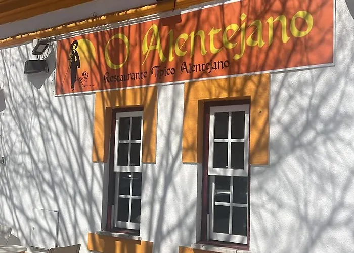 Estanqueira Guest House