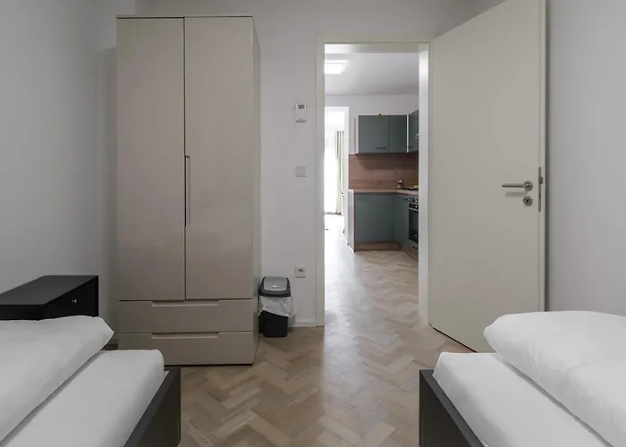 Moderne Erdgeschoss Wohnung