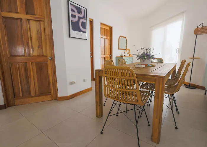 Cozy Home Near The Beach In Playa Hermosa