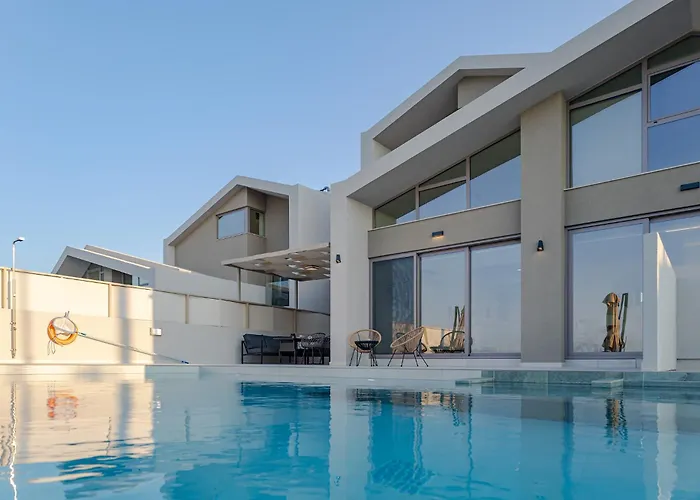 Theo Luxury Villas With Sea View