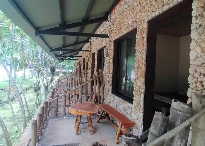 Palaboy Skatecamp Native House Beach Resort