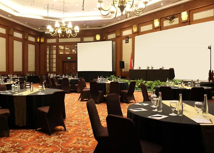 Hotel Santika Premiere Semarang