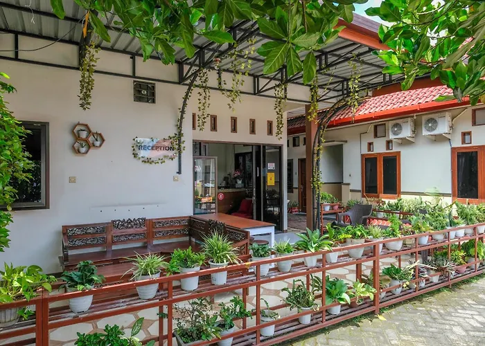 Reddoorz Syariah At Sakinah Family Tulungagung