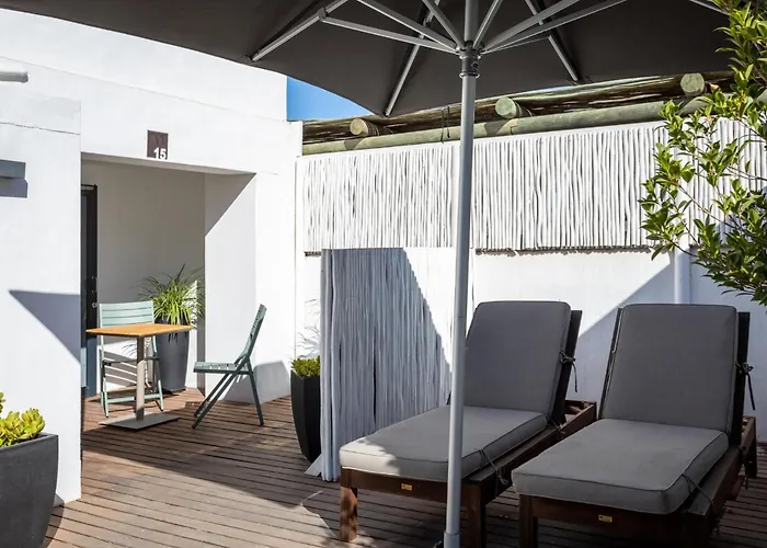 Abalone Hotel & Villas