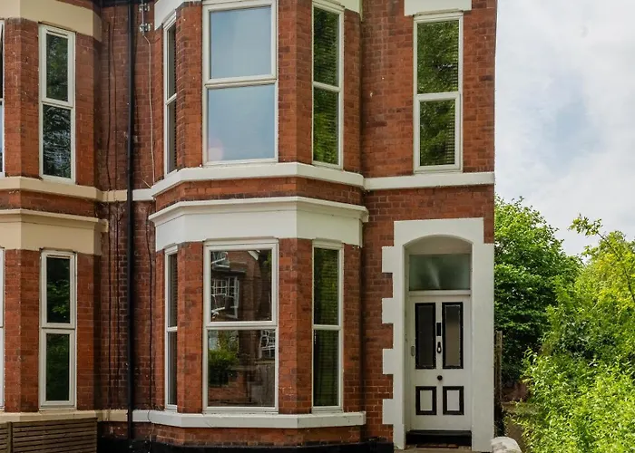 Tettenhall Lodge Studio