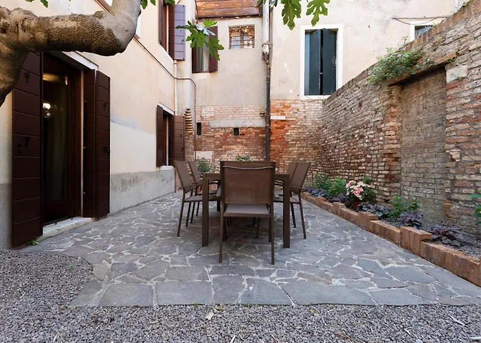 San Vio Palace Luxury Apartments