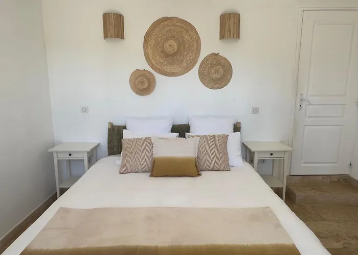 Le Mas De Garrigon - Boutique Hotel & Spa