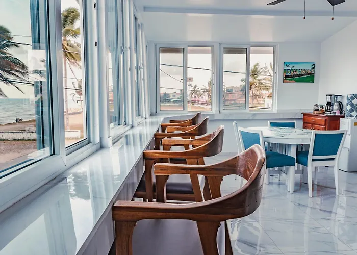 Bonefish Hotel