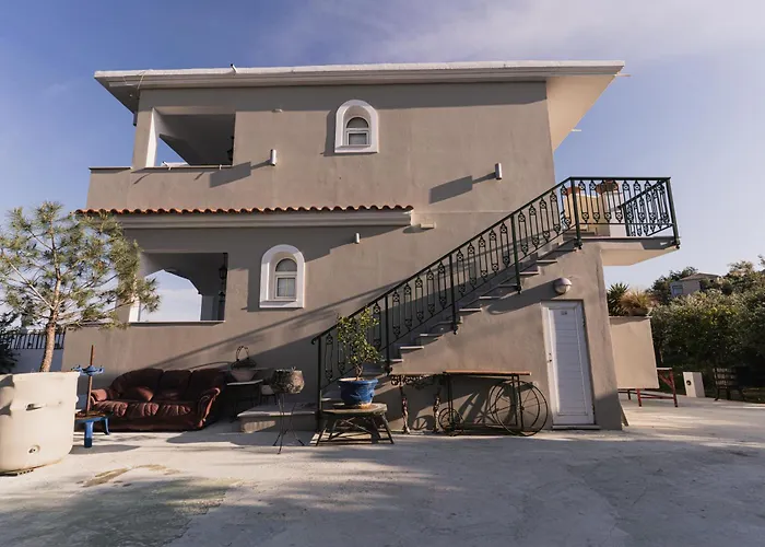 St Nicholas Tsilivi Apts