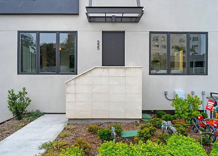 Upscale Modern Townhouse At Balboa Park